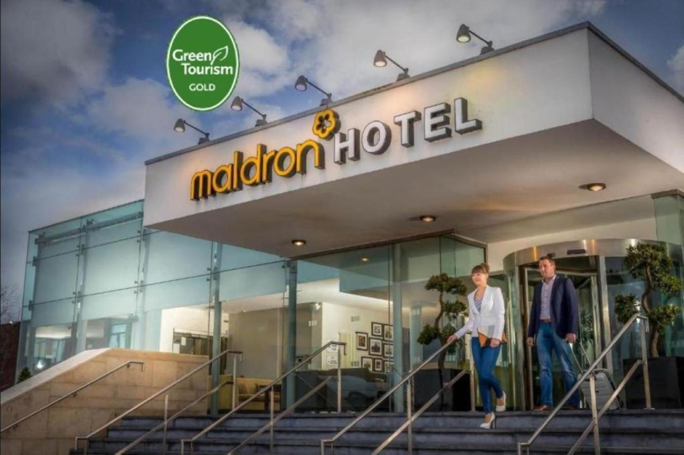 Maldron Hotel Dublin Airport Cloghran Exterior photo